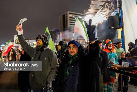گزارش تصویری | حضور پرشور مردم مشهد در خون‌خواهی امام شهید و بیعت با سومین رهبر انقلاب اسلامی (دوشنبه ۱۸ اسفند)