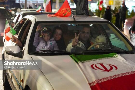 گزارش تصویری | حضور پرشور مردم مشهد در خون‌خواهی امام شهید و بیعت با سومین رهبر انقلاب اسلامی (دوشنبه ۱۸ اسفند)