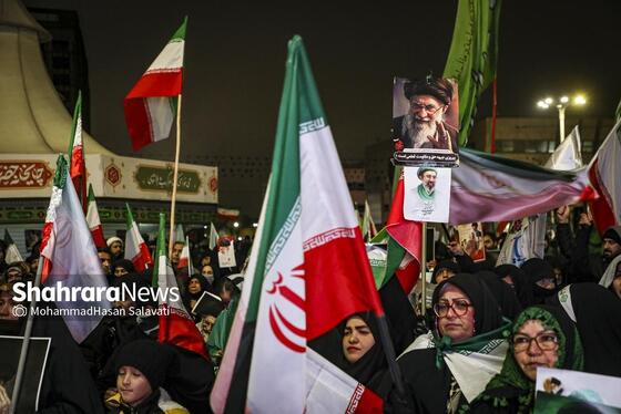 گزارش تصویری | حضور پرشور مردم در خیابان های مشهد و بیعت با سومین رهبر انقلاب اسلامی - ۲ (دوشنبه ۱۸ اسفند)