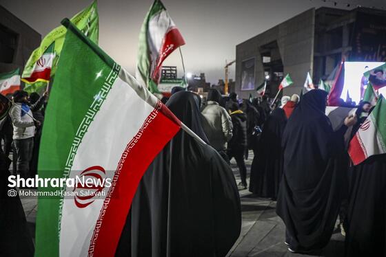 گزارش تصویری | حضور پرشور مردم در خیابان های مشهد و بیعت با سومین رهبر انقلاب اسلامی - ۲ (دوشنبه ۱۸ اسفند)