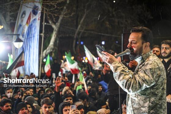 گزارش تصویری | حضور پرشور مردم در خیابان های مشهد و بیعت با سومین رهبر انقلاب اسلامی - ۲ (دوشنبه ۱۸ اسفند)