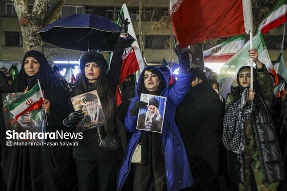 گزارش تصویری | حضور پرشور مردم در خیابان های مشهد و بیعت با سومین رهبر انقلاب اسلامی - ۲ (دوشنبه ۱۸ اسفند)