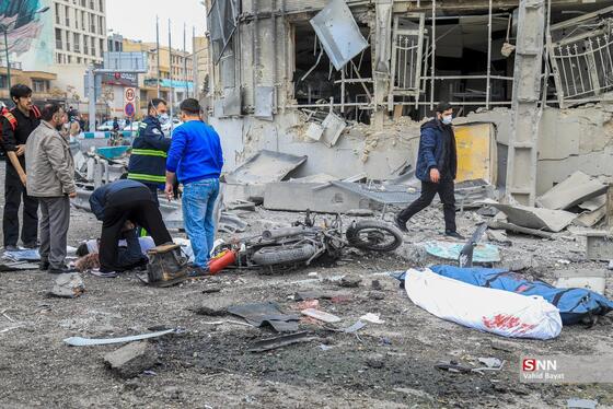 عکس| تصاویر دردناک از حمله موشکی دشمن به اتوبان شهید باقری تهران