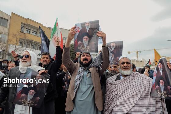 گزارش تصویری | تجمع مهاجران افغانستانی در محکومت جنایت آمریکا و رژیم صهیونیستی مقابل دفتر سازمان ملل در مشهد