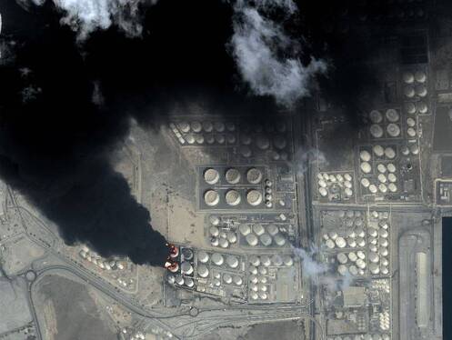 چشم در برابر چشم | تصاویر ماهواره‌ای از حملات سپاه به زیرساخت‌های صنعتی آمریکا و امارات