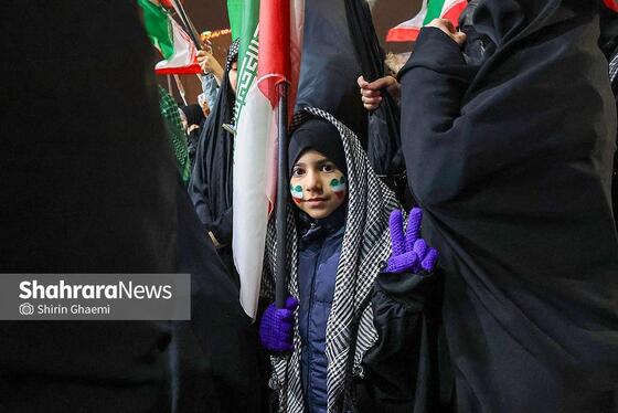 گزارش تصویری | لبیک به ندای رهبر معظم انقلاب بر حضور پرشور مردم در خیابان‌های مشهد