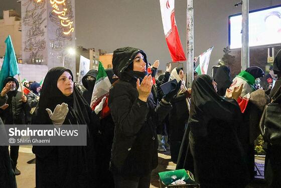گزارش تصویری | لبیک به ندای رهبر معظم انقلاب بر حضور پرشور مردم در خیابان‌های مشهد