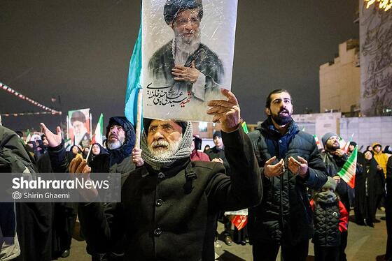 گزارش تصویری | لبیک به ندای رهبر معظم انقلاب بر حضور پرشور مردم در خیابان‌های مشهد