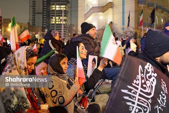 زنان و دختران ایران پای کار انقلاب + فیلم و  عکس