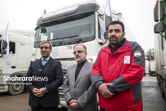 گزارش تصویری |  مراسم اهدای ۴ تریلی اقلام بهداشتی و دارویی دولت ترکمنستان به کودکان آسیب دیده از جنگ ایران