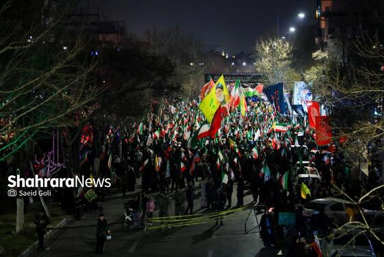 گزارش تصویری | شانزدهمین شب حضور مردم مشهد در خیابان‌های مشهد
