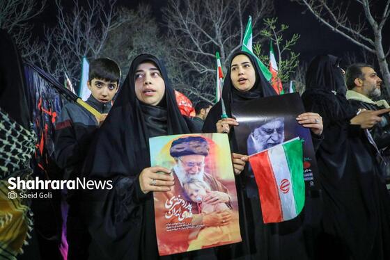 گزارش تصویری | شانزدهمین شب حضور مردم مشهد در خیابان‌های مشهد