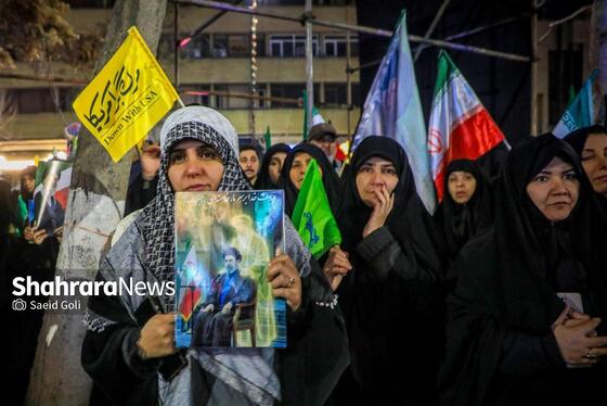 گزارش تصویری | شانزدهمین شب حضور مردم مشهد در خیابان‌های مشهد