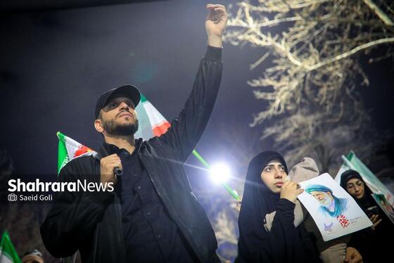 گزارش تصویری | شانزدهمین شب حضور مردم مشهد در خیابان‌های مشهد