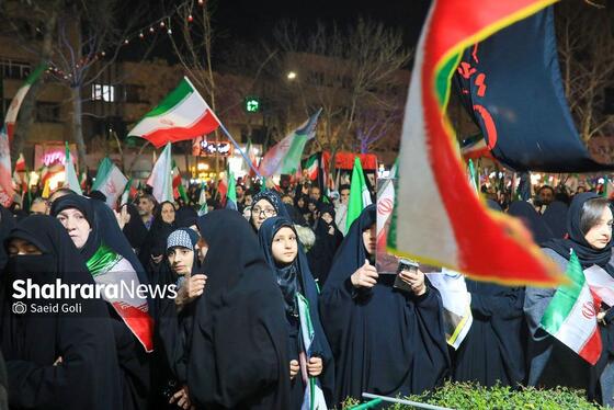 گزارش تصویری | شانزدهمین شب حضور مردم مشهد در خیابان‌های مشهد