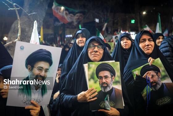 گزارش تصویری | شانزدهمین شب حضور مردم مشهد در خیابان‌های مشهد