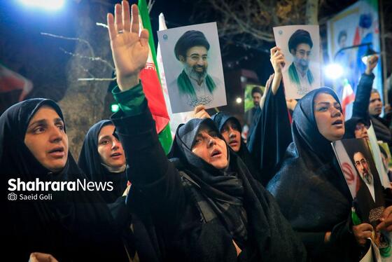 گزارش تصویری | شانزدهمین شب حضور مردم مشهد در خیابان‌های مشهد