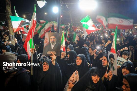 گزارش تصویری | شانزدهمین شب حضور مردم مشهد در خیابان‌های مشهد