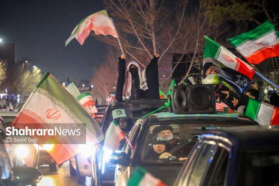 گزارش تصویری | شانزدهمین شب حضور مردم مشهد در خیابان‌های مشهد