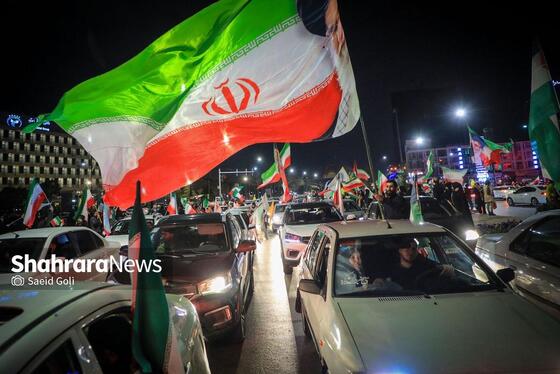 گزارش تصویری | شانزدهمین شب حضور مردم مشهد در خیابان‌های مشهد