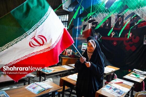 گزارش تصویری | برگزاری «یادواره‌ شهدای میناب» توسط دانش‌آموزان دبستان امام‌حسن(ع) در مشهد