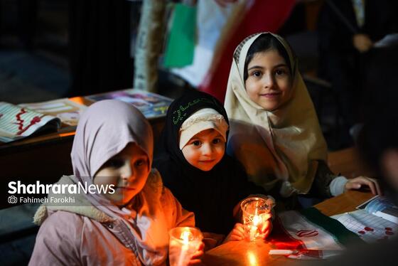 گزارش تصویری | برگزاری «یادواره‌ شهدای میناب» توسط دانش‌آموزان دبستان امام‌حسن(ع) در مشهد