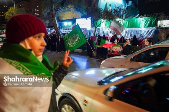 گزارش تصویری | برگزاری «یادواره‌ شهدای میناب» توسط دانش‌آموزان دبستان امام‌حسن(ع) در مشهد