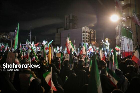 گزارش تصویری | خروش مردم انقلابی مشهد در آخرین چهارشنبه سال ۱۴۰۴ در میدان هفت‌تیر
