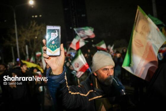 گزارش تصویری | خروش مردم انقلابی مشهد در آخرین چهارشنبه سال ۱۴۰۴ در میدان هفت‌تیر