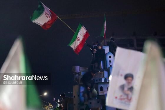 گزارش تصویری | خروش مردم انقلابی مشهد در آخرین چهارشنبه سال ۱۴۰۴ در میدان هفت‌تیر