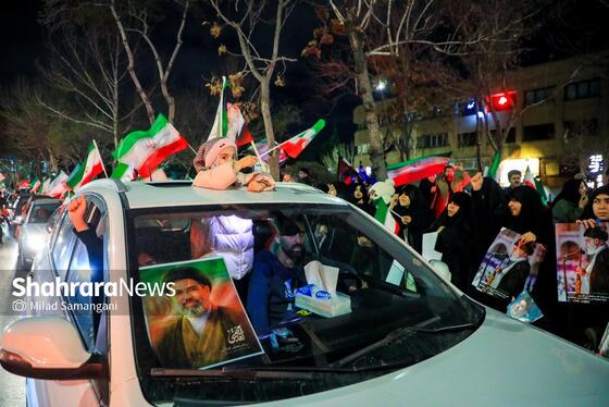 گزارش تصویری | مردم انقلابی در آخرین چهارشنبه سال ۱۴۰۴ در خیابان احمدآباد مشهد