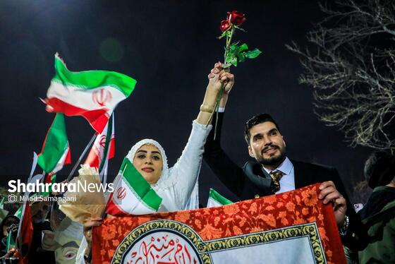 گزارش تصویری | مردم انقلابی در آخرین چهارشنبه سال ۱۴۰۴ در خیابان احمدآباد مشهد