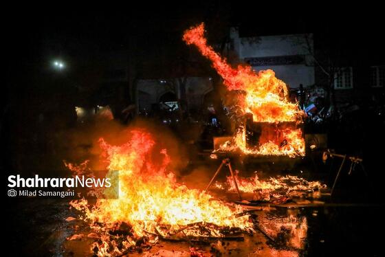 گزارش تصویری | مردم انقلابی در آخرین چهارشنبه سال ۱۴۰۴ در خیابان احمدآباد مشهد
