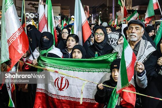 گزارش تصویری | هجدهمین شب حضور مردم مشهد در خیابان‌های شهر