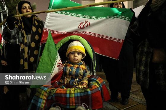 گزارش تصویری | هجدهمین شب حضور مردم مشهد در خیابان‌های شهر