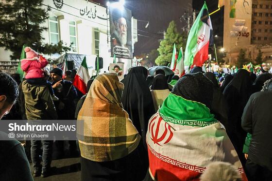 گزارش تصویری | هجدهمین شب حضور مردم مشهد در خیابان‌های شهر