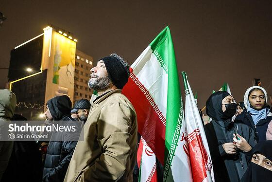 گزارش تصویری | هجدهمین شب حضور مردم مشهد در خیابان‌های شهر