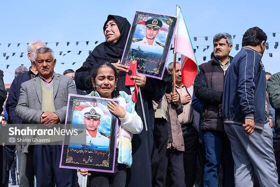 گزارش تصویری | تشییع پیکر مطهر ۶ شهید ناوهای دنا و جماران در مشهد