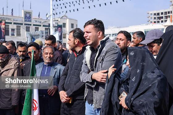 گزارش تصویری | تشییع پیکر مطهر ۶ شهید ناوهای دنا و جماران در مشهد