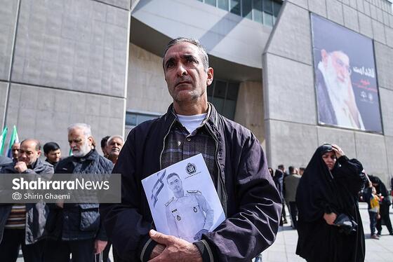 گزارش تصویری | تشییع پیکر مطهر ۶ شهید ناوهای دنا و جماران در مشهد