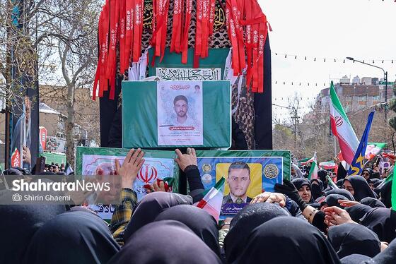 گزارش تصویری | تشییع پیکر مطهر ۶ شهید ناوهای دنا و جماران در مشهد
