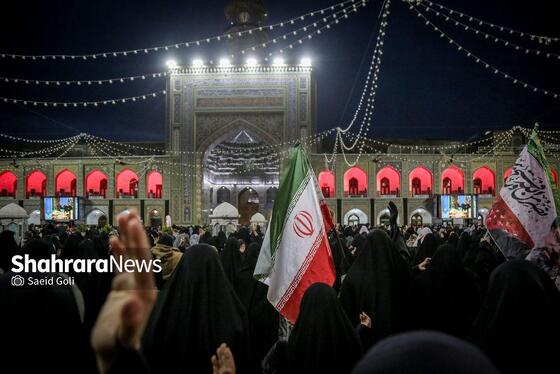 گزارش تصویری | تحویل سال نو با حضور پرشور مردم در حرم مطهر رضوی