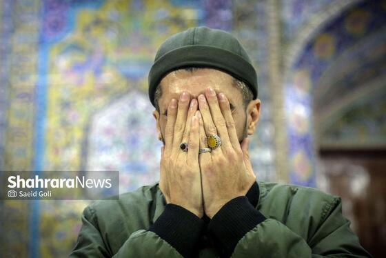 گزارش تصویری | تحویل سال نو با حضور پرشور مردم در حرم مطهر رضوی