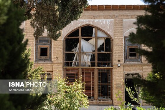 گزارش تصویری | خسارات ناشی از تجاوز هوایی آمریکایی صهیونی به عمارت تاریخی رکیب‌خانه اصفهان