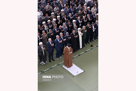 آن یار سفر کرده | اقامه نماز عید سعید فطر به امامت مقام معظم رهبری (۱۱ فروردین ۱۴۰۴)