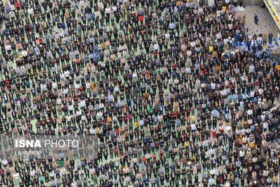 آن یار سفر کرده | اقامه نماز عید سعید فطر به امامت مقام معظم رهبری (۱۱ فروردین ۱۴۰۴)