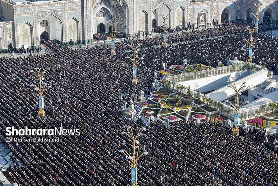 گزارش تصویری | اقامه نماز عید فطر در حرم مطهر امام رضا (ع)