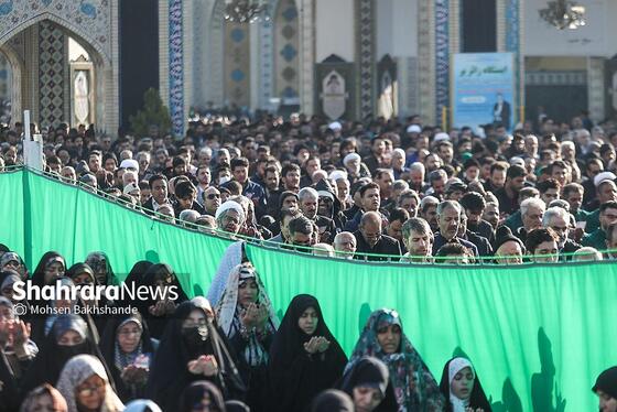 گزارش تصویری | اقامه نماز عید فطر در حرم مطهر امام رضا (ع)