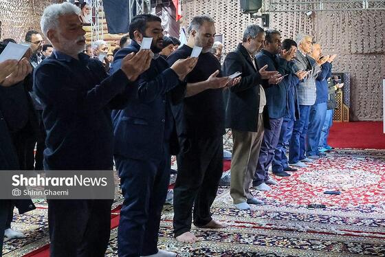 گزارش تصویری | اقامه نماز عید فطر در آرامستان بهشت رضا (ع) مشهد