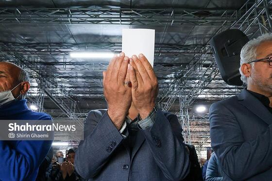 گزارش تصویری | اقامه نماز عید فطر در آرامستان بهشت رضا (ع) مشهد